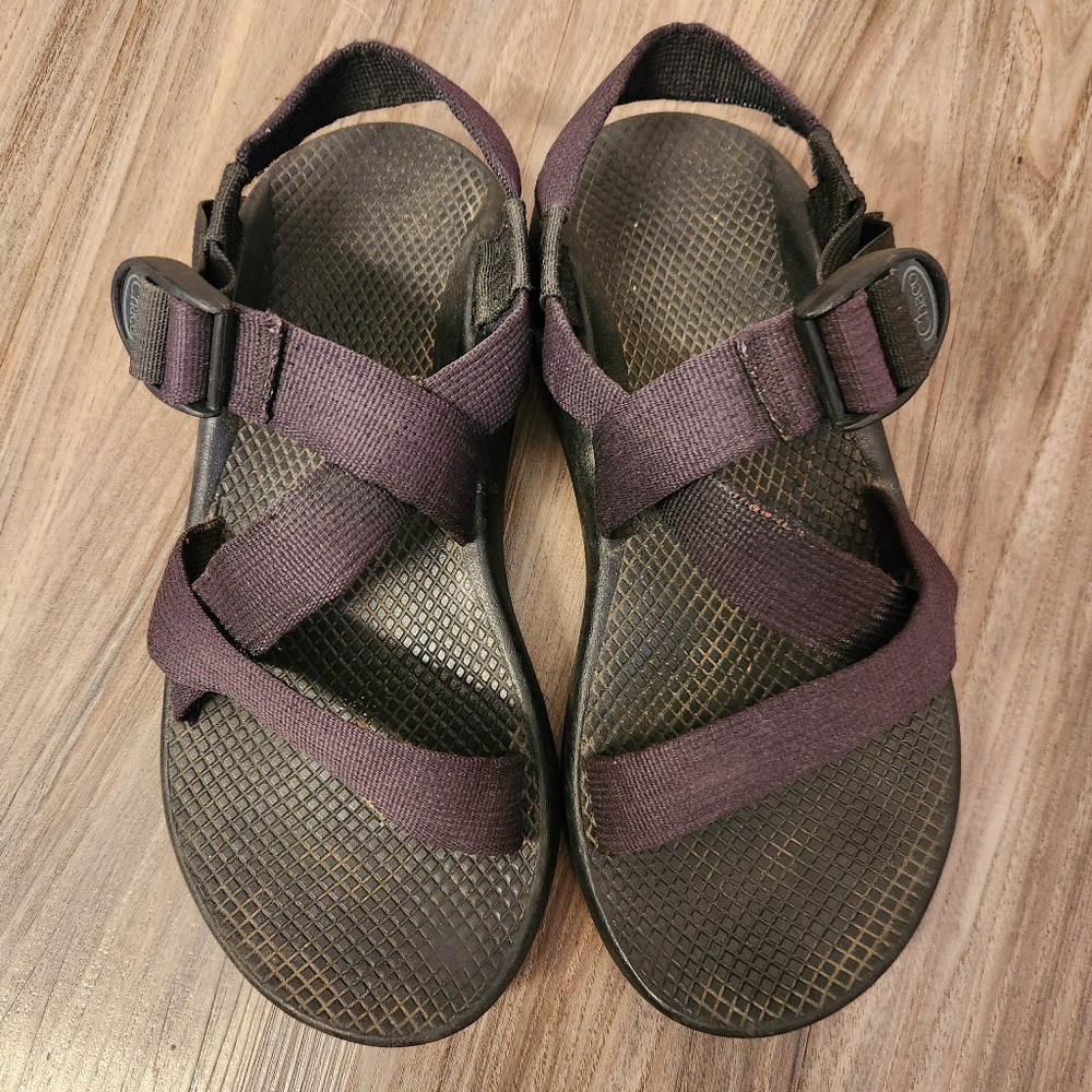 Chaco cloud sandals size 8